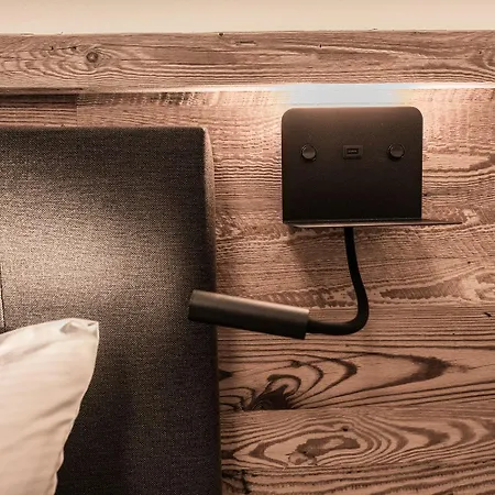 Astenhof Familie Hummel Lägenhet *