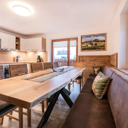 Astenhof Familie Hummel *